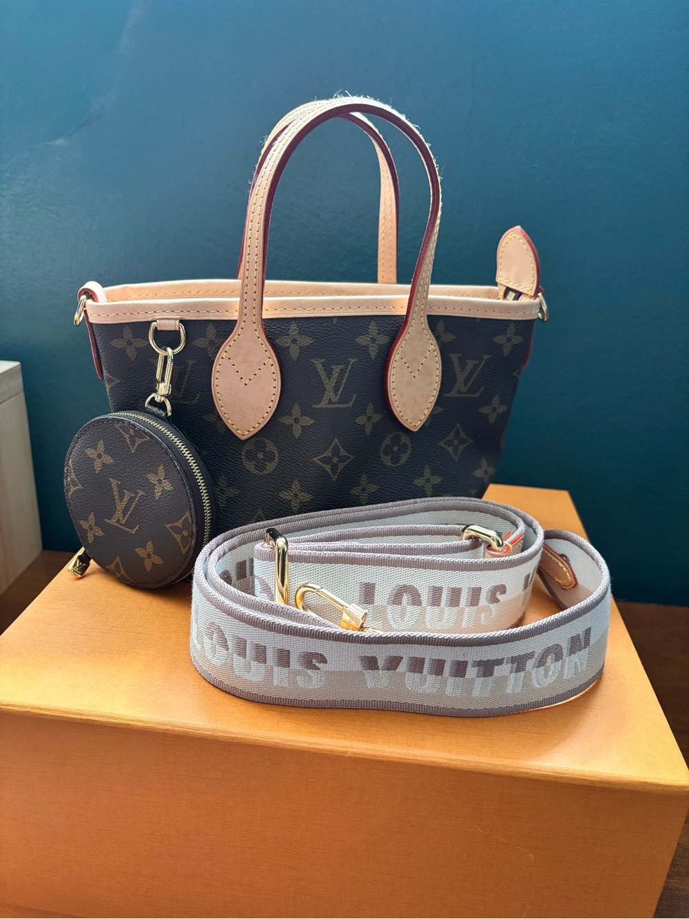 Louis Vuitton Neverfull BB Monogram M46705 + Strap, Pouch, Box & Dust Bag
